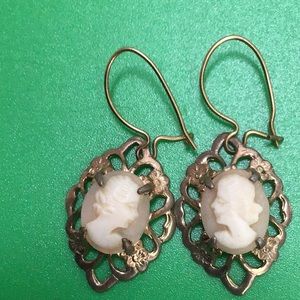Cameo dangle earrings